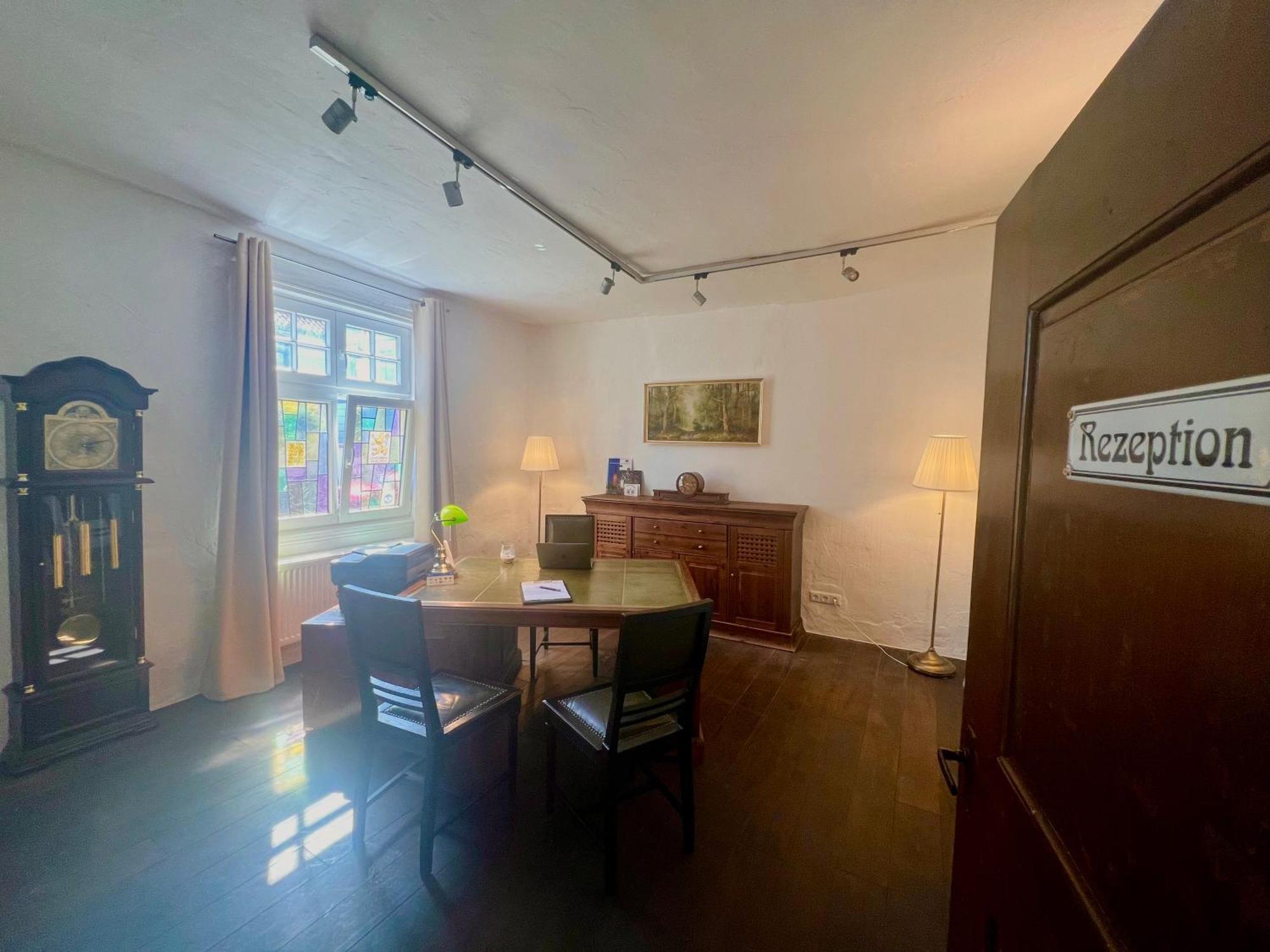 Hotel Pemue Arnsberg Bagian luar foto