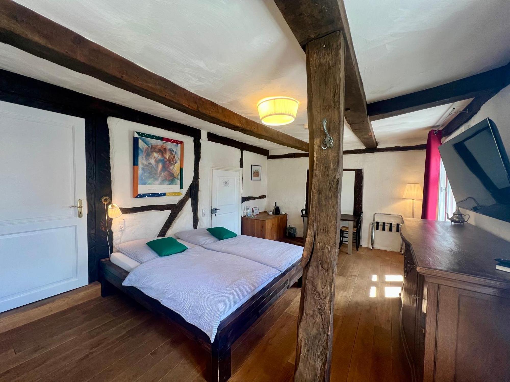 Hotel Pemue Arnsberg Bagian luar foto
